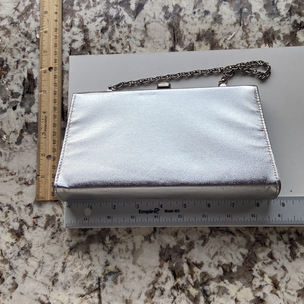 Vintage Silver Metallic Evening Bag Clutch Chain Strap 1960s Style Formal - Picture 10 of 11